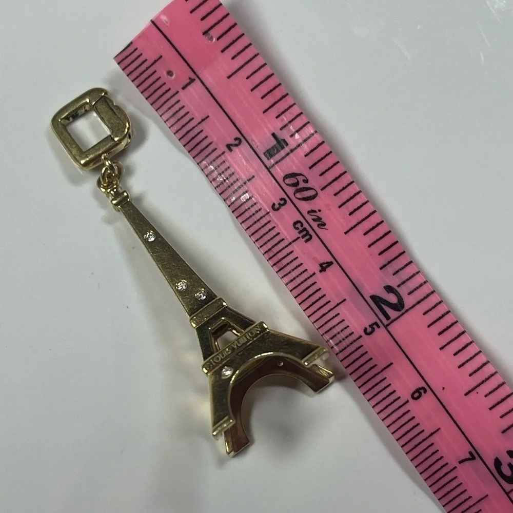 LOUIS VUITTON 18KT GOLD & DIAMOND EIFFEL TOWER CHARM/PENDANT
